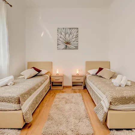 Happy - * 스플리트